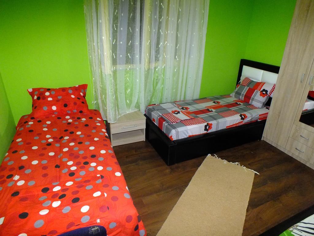 Holiday Home Ivana Virpazar Bilik gambar