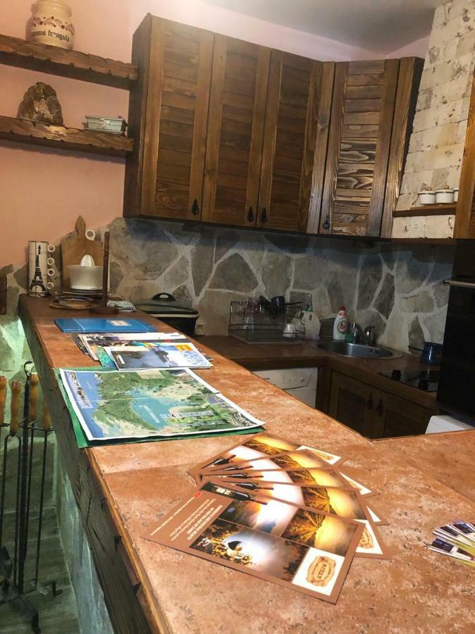 Holiday Home Ivana Virpazar Luaran gambar